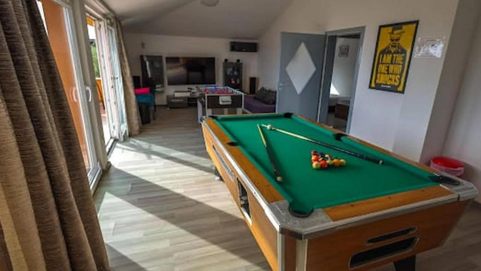 Exclusive Elegant Villa With Pool In Kastel Novi